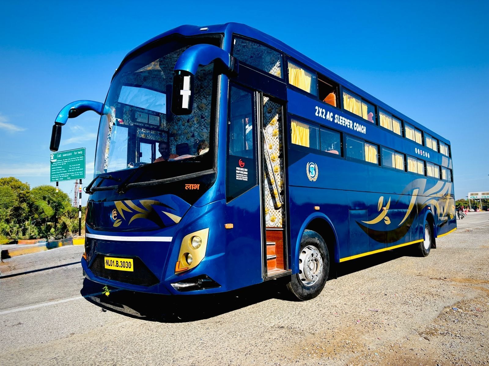 32 Seater Bus